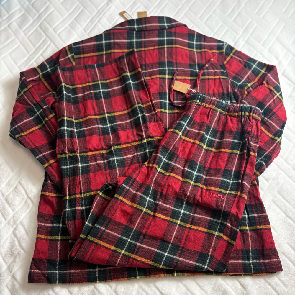 🎄 NWT SKIMS Flannel Sleep Set – Brick Holiday Plaid | M 🎄
